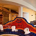 Hotel Snowwhite 4*
