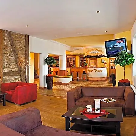 Snowwhite Hotel 4*