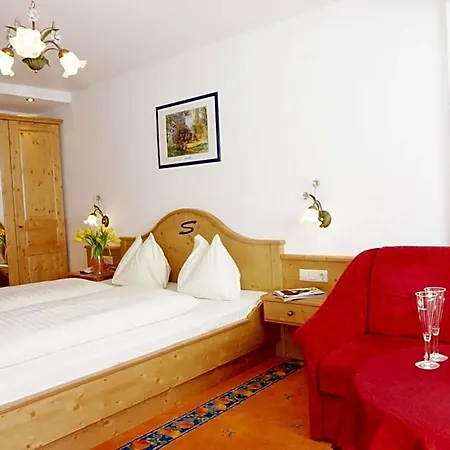 Hotel Snowwhite 4*