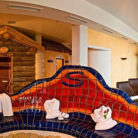 Hotel Sporthotel Snowwhite 4*